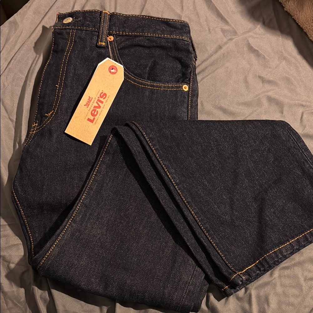 NWT Levi's Classic 517 Dark Blue Jeans